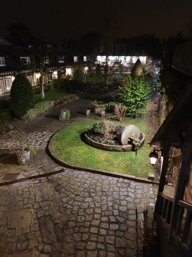 Hôtel de La Croix d'Or Avranches Exterior foto